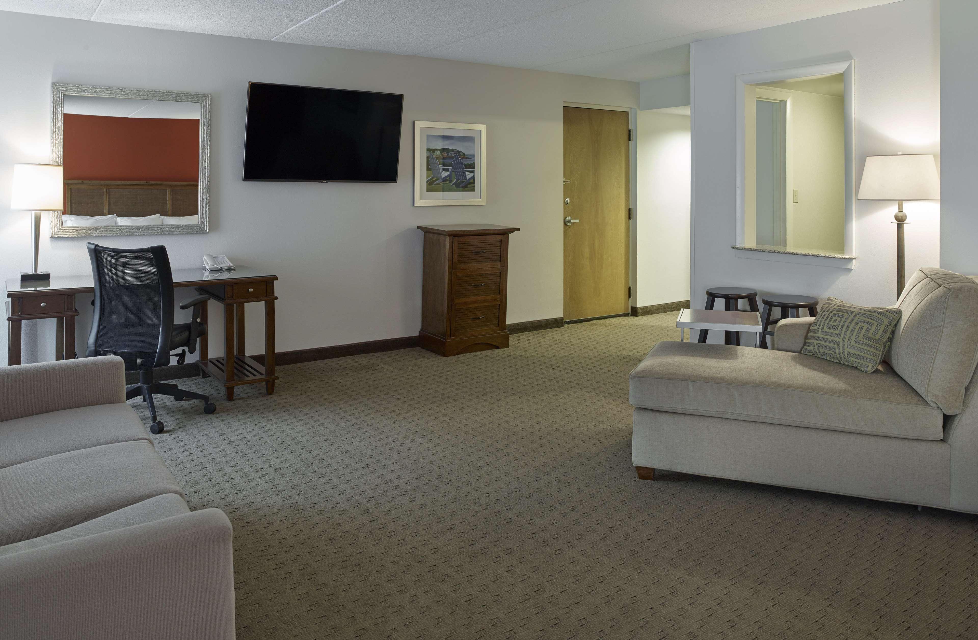 Hampton Inn Portland-Airport South Portland Exteriör bild