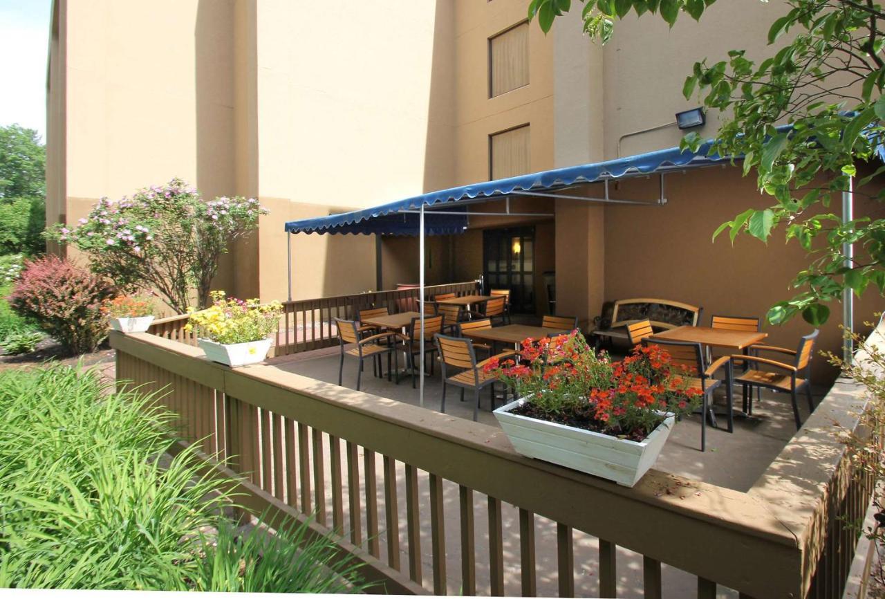 Hampton Inn Portland-Airport South Portland Exteriör bild