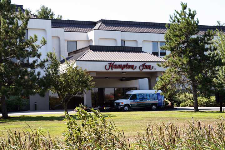 Hampton Inn Portland-Airport South Portland Exteriör bild